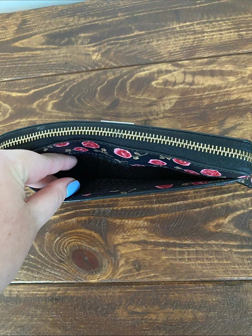 Kate Spade Black Rose Zip-Around Wallet